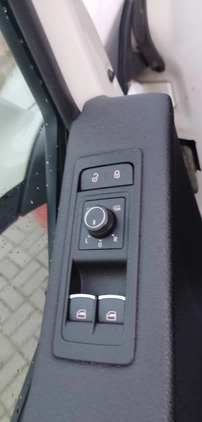 Volkswagen Multivan cena 149900 przebieg: 120000, rok produkcji 2016 z Kruszwica małe 781